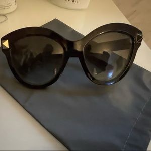 Valentino sunglasses ORIGINAL black women
